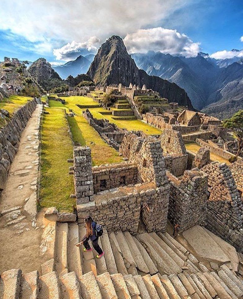 Sacred Valley And Machu Picchu Tour 02 Days